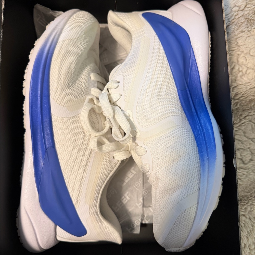 lululemon athletica women’s blissfeel run 2 shoes